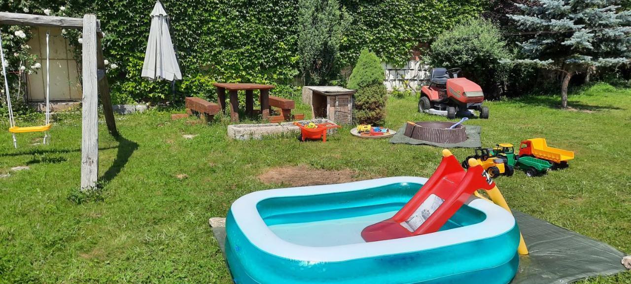 Podkrovi V Jihoceskem Statku Nemejice Экстерьер фото