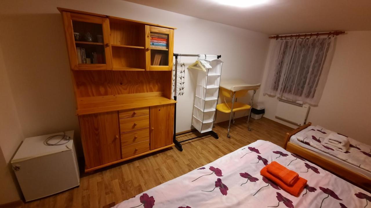 Podkrovi V Jihoceskem Statku Nemejice Экстерьер фото